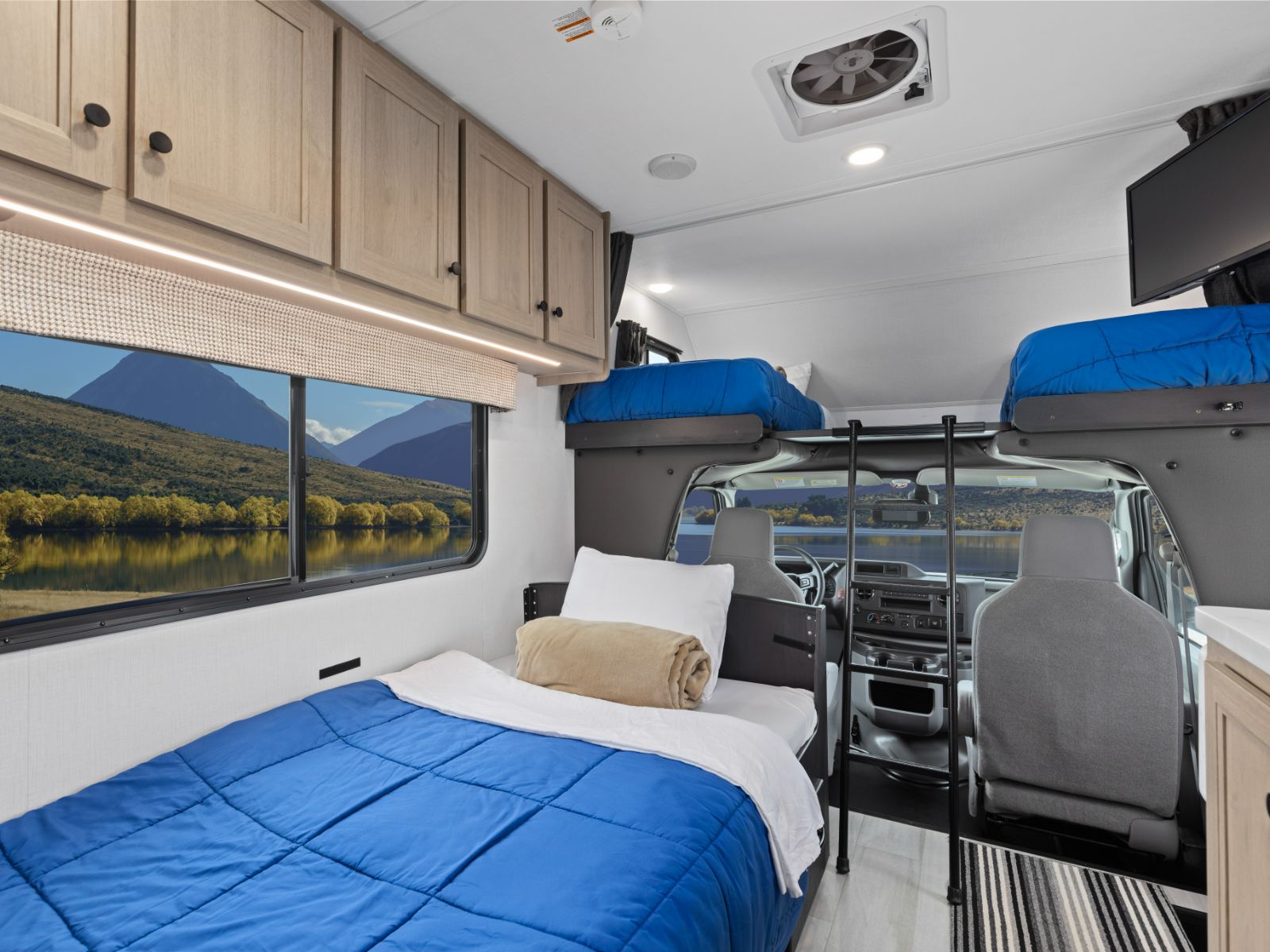 CanaDream, Compact Motorhome Slaapgedeeltes 2