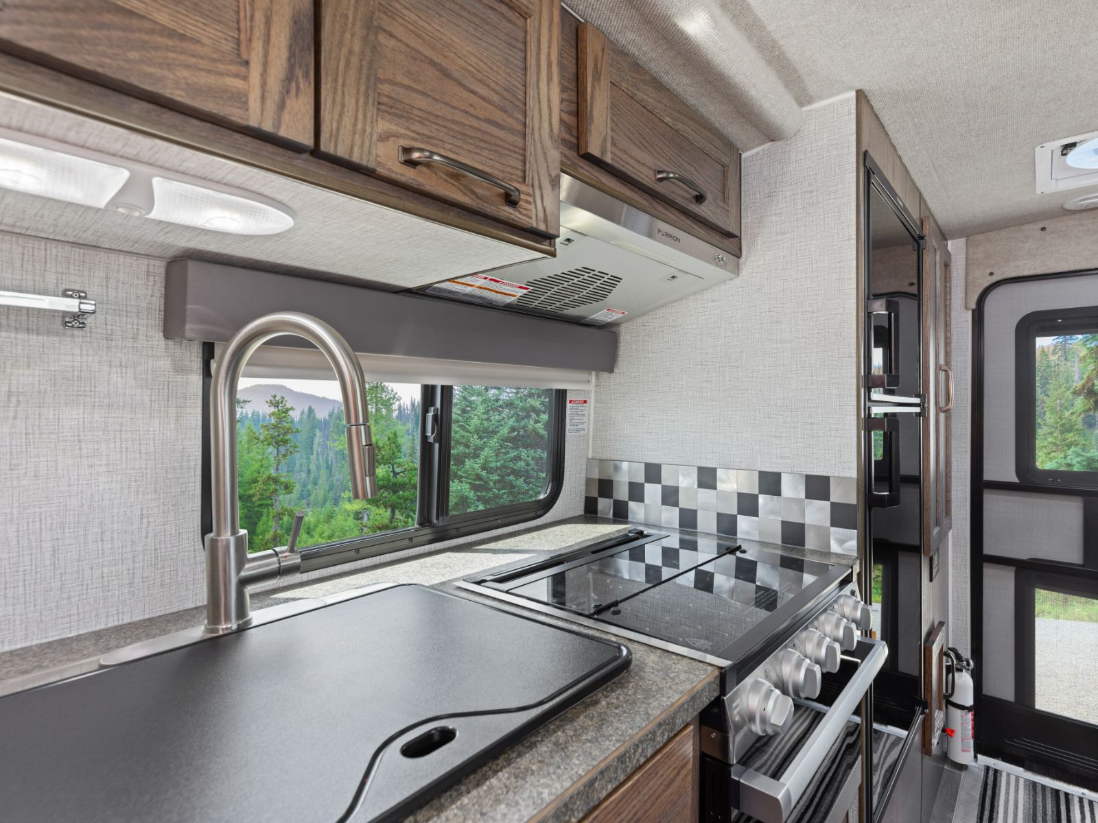 CanaDream, Maxi Travel Camper Keuken