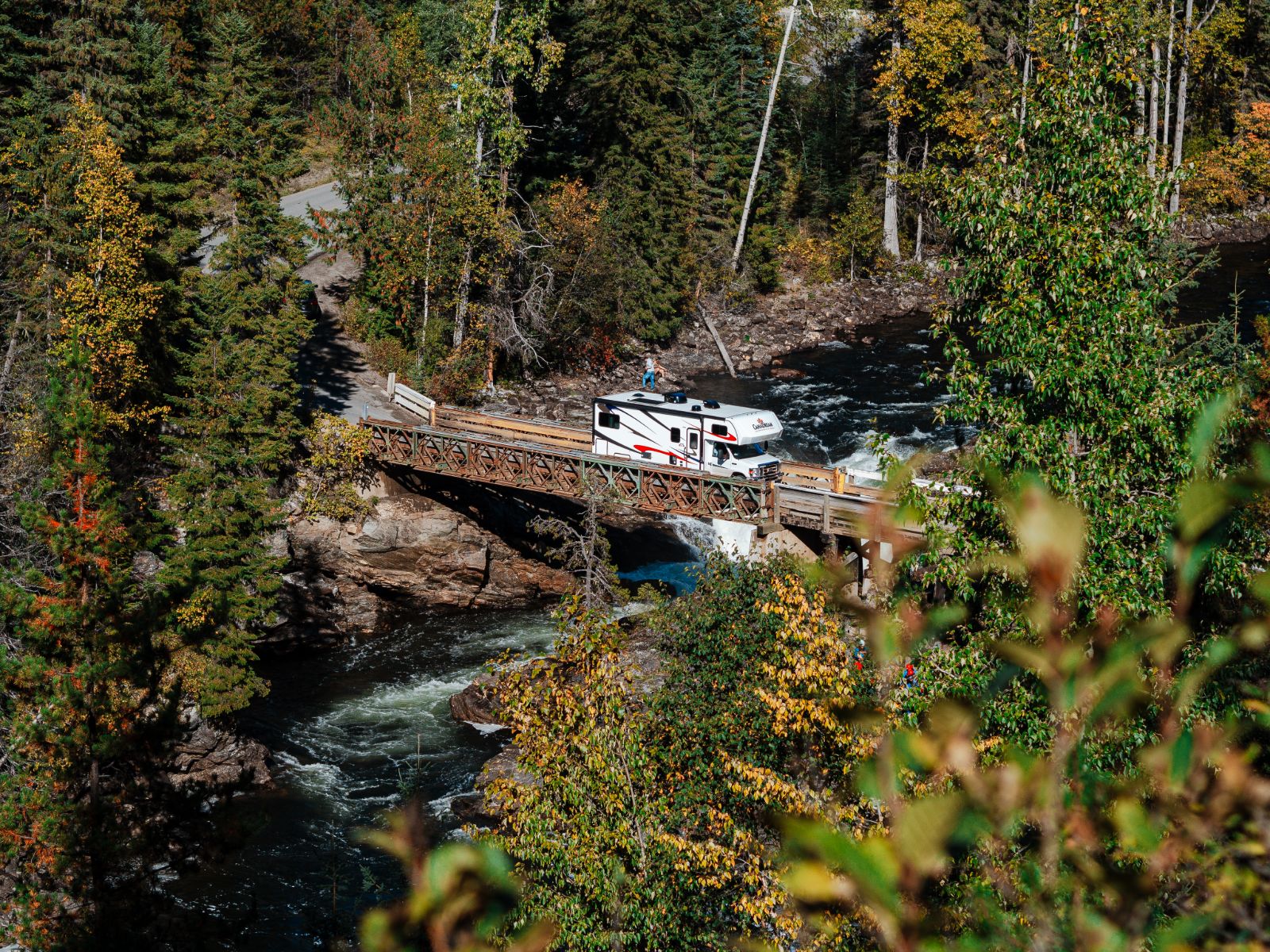 Midi Motorhome MHB Canadream Scenic RV Crossing Bridge