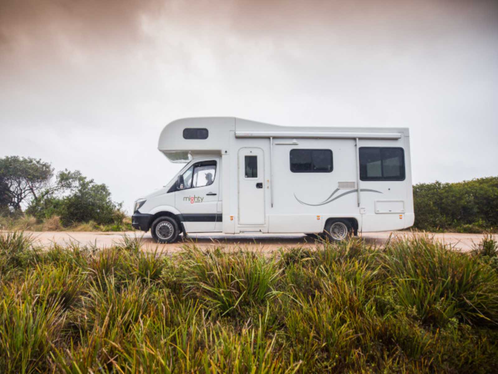 4 Berth Double Up Mighty Campers AU Exterior 3