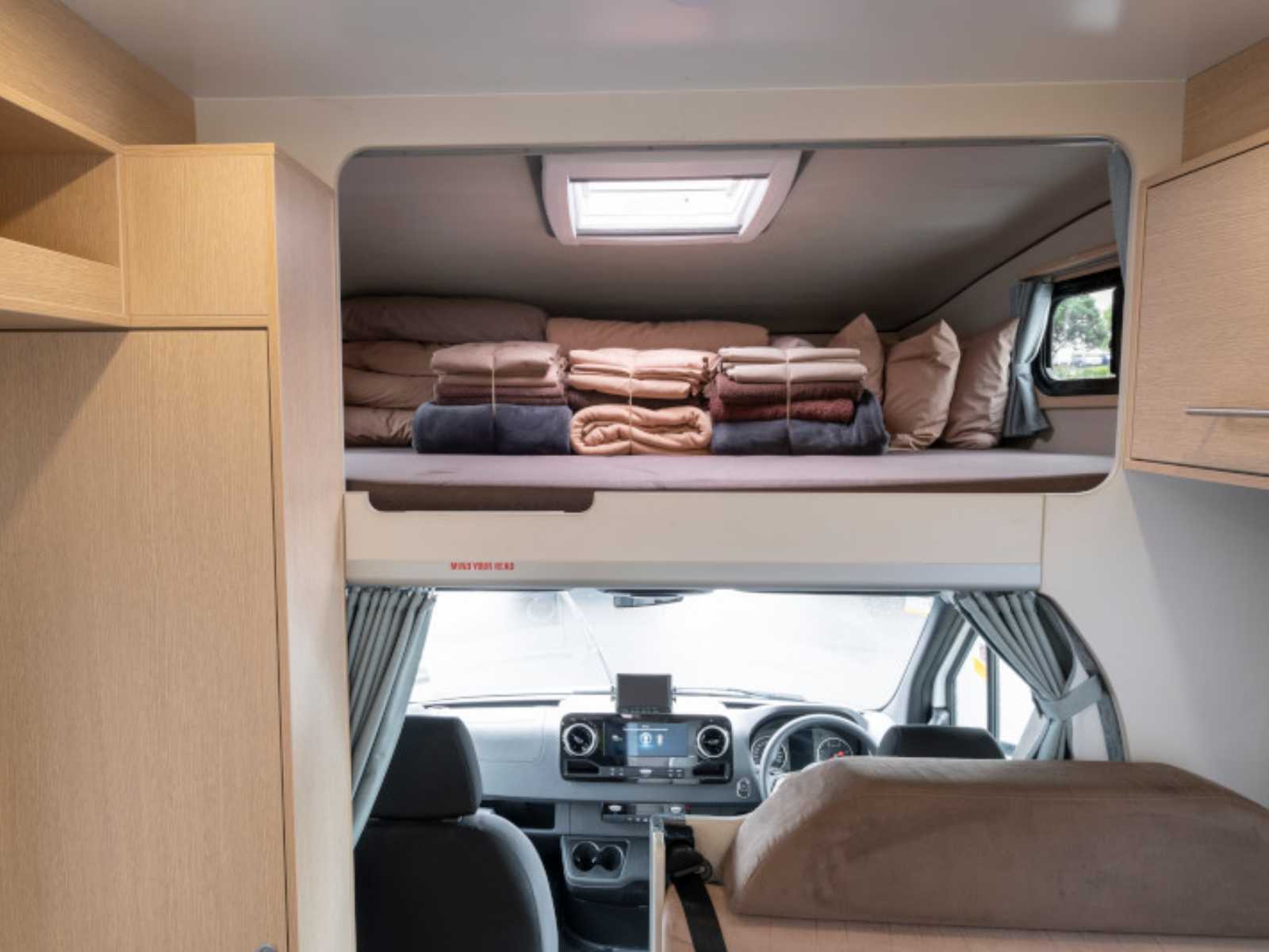 Euro Camper Apollo Internal Slaapplaats Cabover