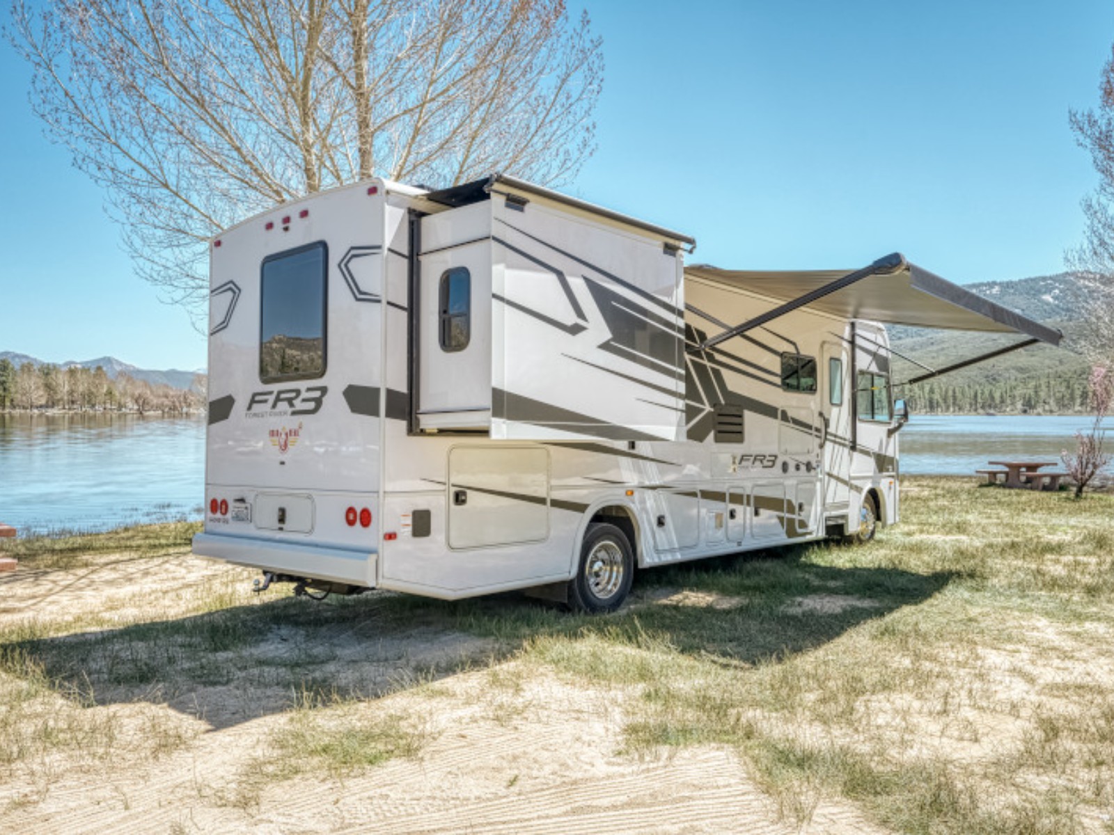 RoadBear Class A 30 32(U) Exterior Rear Awning Open